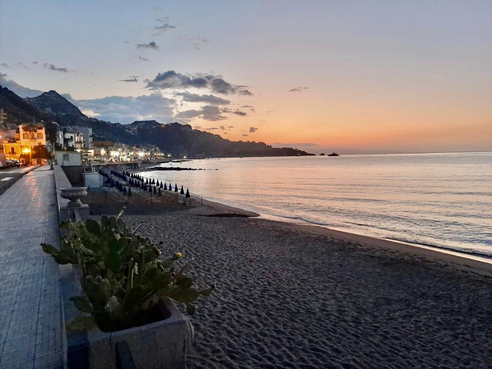 Nausica17 Naxos Bay Διαμέρισμα Giardini Naxos Εξωτερικό φωτογραφία